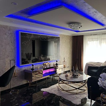 Apartamento Luxurynight Estrasburgo Exterior foto