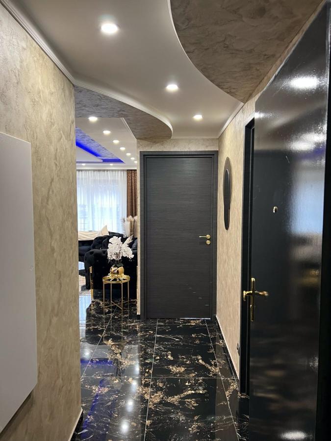 Apartamento Luxurynight Estrasburgo Exterior foto